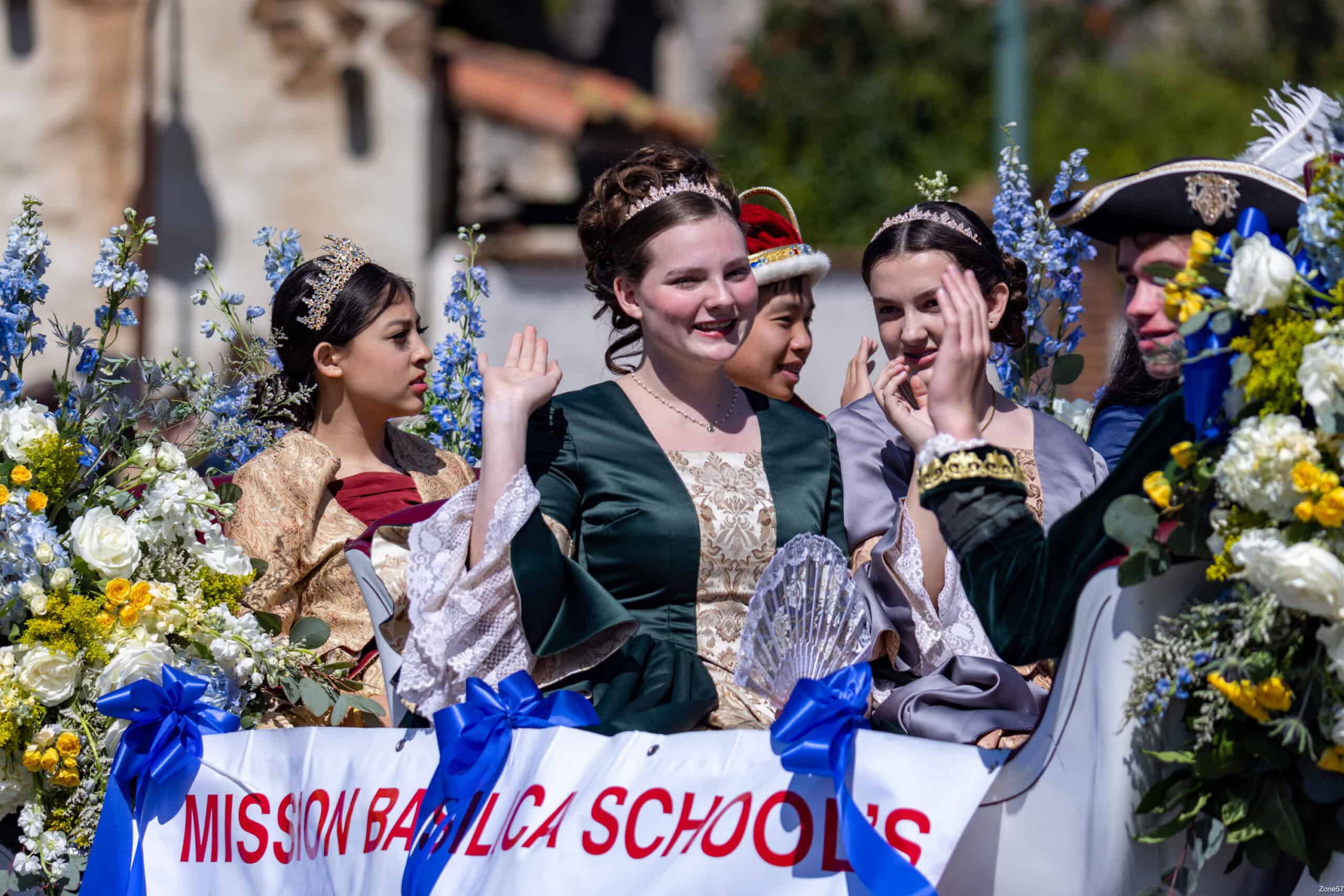 Young desi bhabhi rides big dick and swallows cum